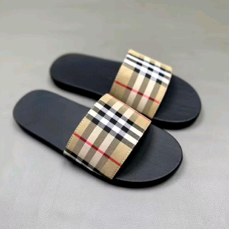 Bản Quai Khâu Dép Nam Quai Ngang Bê Bê Rờ Họa Tiết Kẻ Ô. Phiên Bản 2 Màu Đen - Vàng HOT 2025 DéP Đồng Slipper Đế Bằng