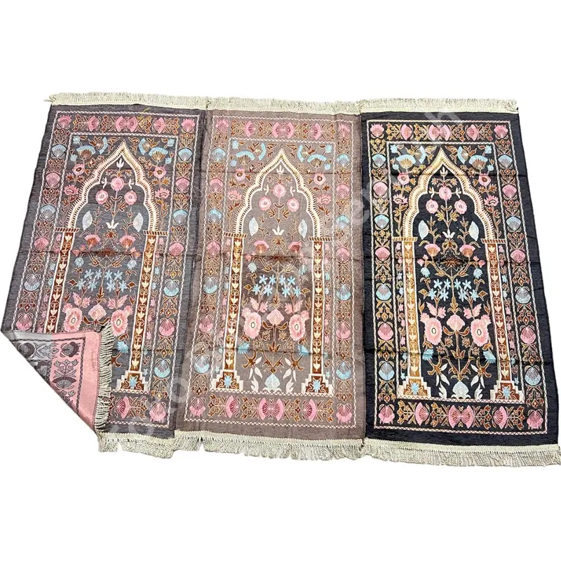 Sajadah Turki Travel Rajut Isi 10 Biji XHX888 Ukuran 60 x 110 Cm Midi Rumbai Tambang Murah Motif Daun / Kipas / Bunga / Kabah Tampar Per 10 Biji Halus Grosir Sajadah Travelling Tanggung Turkiye Rumbai Tampar Muslim Nyaman Haji Tambang Tebal 8