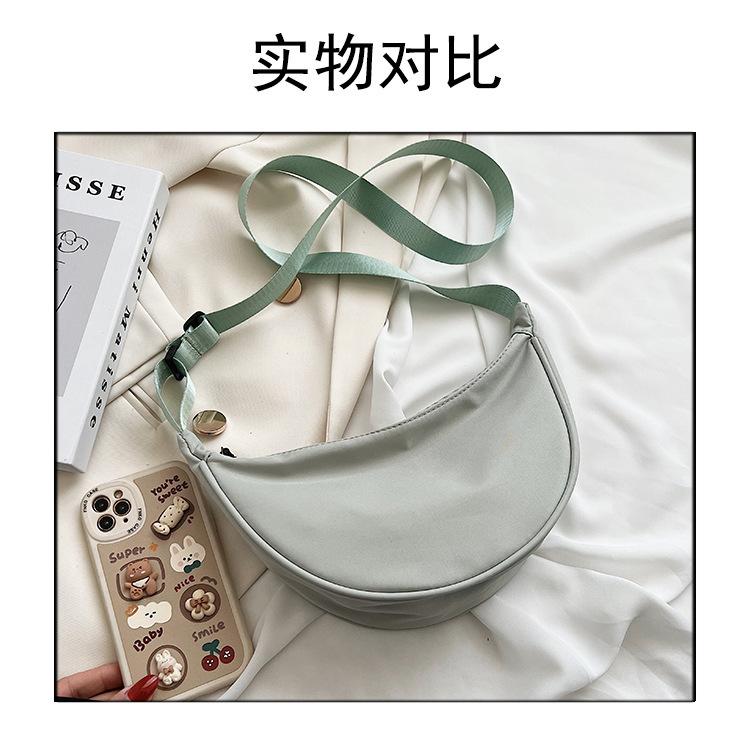Product Introduction of Túi Đeo Chéo, Chất Liệu Nylon, Bán Chạy, Thiết Kế Hợp Xu hướng Mới, Túi Đeo Vai Và Bánh Bao Dễ Phối Đồ Nhẹ, Phong Cách Thường Ngày Túi Vải Kẹp Nách, Túi Xách 4