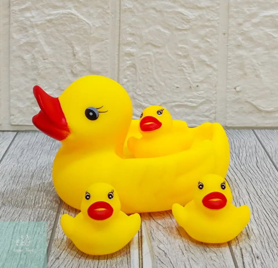 Mainan Mandi Anak Bayi Bebek Berenang Bisa Bunyi 4PCS K8810