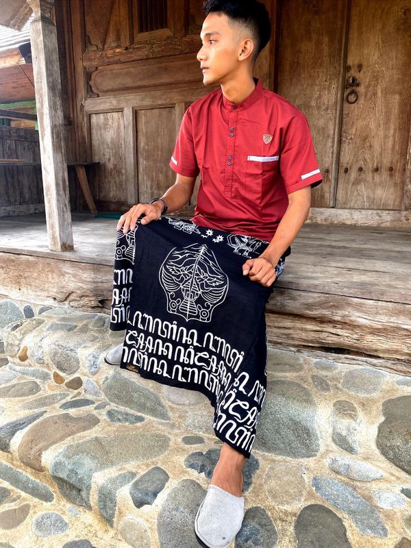 SARUNG CELANA BATIK GUNUNGAN AKSARA SARUNG DEWASA Katun Bunga Hitam Motif Pria Muslim Santri Pekalongan sarung pria dewasa celana  sarung 2