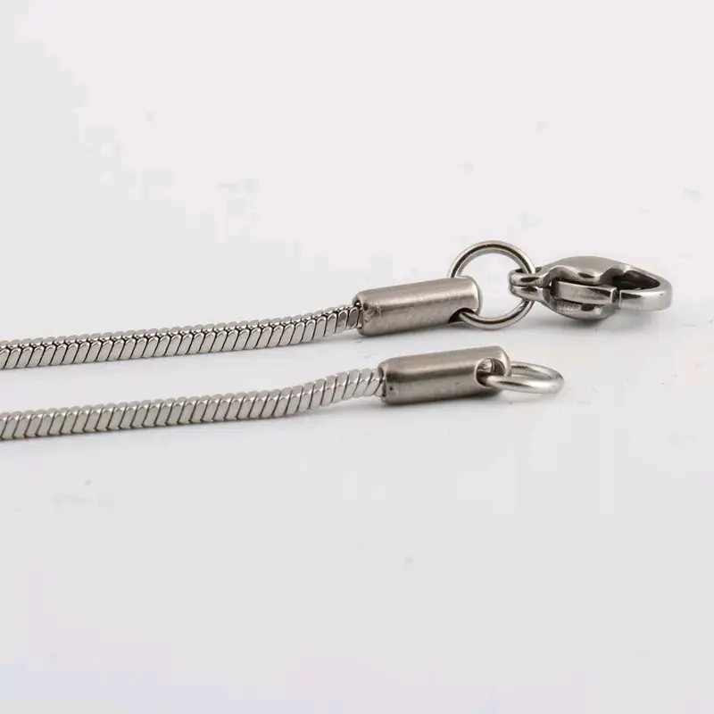 KALUNG TITANIUM MODEL KOTAK LAKI-LAKI WARNA SILVER PANJANG 45CM 50CM 60CM STAINLESS STEEL PELAPISAN LOGAM Kulit Elegan 2