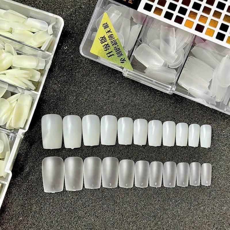 HSM vuông ngắn trong và đục nhám sẵn hàng chính hãng Hộp 500 móng dùng úp móng gắn móng tay chân làm nail