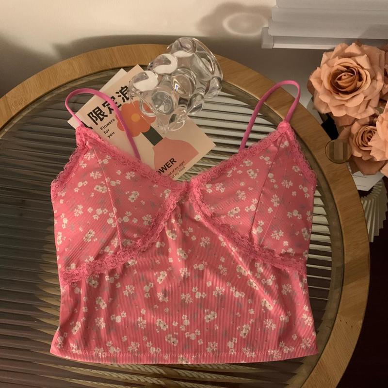 Product Introduction of 9067 เสื้อสายเดี่ยวแฟชั่นผู้หญิง พิมพ์ลายดอกไม้ สวยๆ ครอปสายฝอ เซ็กซี่ แต่ระบายลูกไม้ มีเสริมฟองน้ำ สายเล็ก มี4สี ฟรีไซส์ อก32-36นิ้ว Women Lady Clothing ชมพู 3
