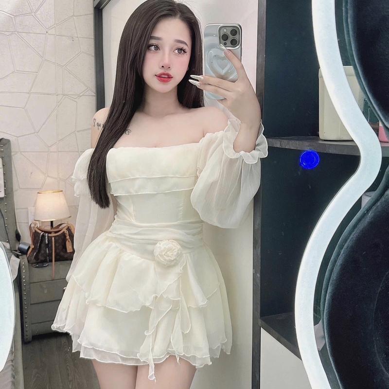 Váy Tơ Trễ Vai Đính Hoa Bèo Tầng Trẻ trung nữ tính bo chun ôm gọn từ 38-55kg Dáng ngắn  Women Dress
