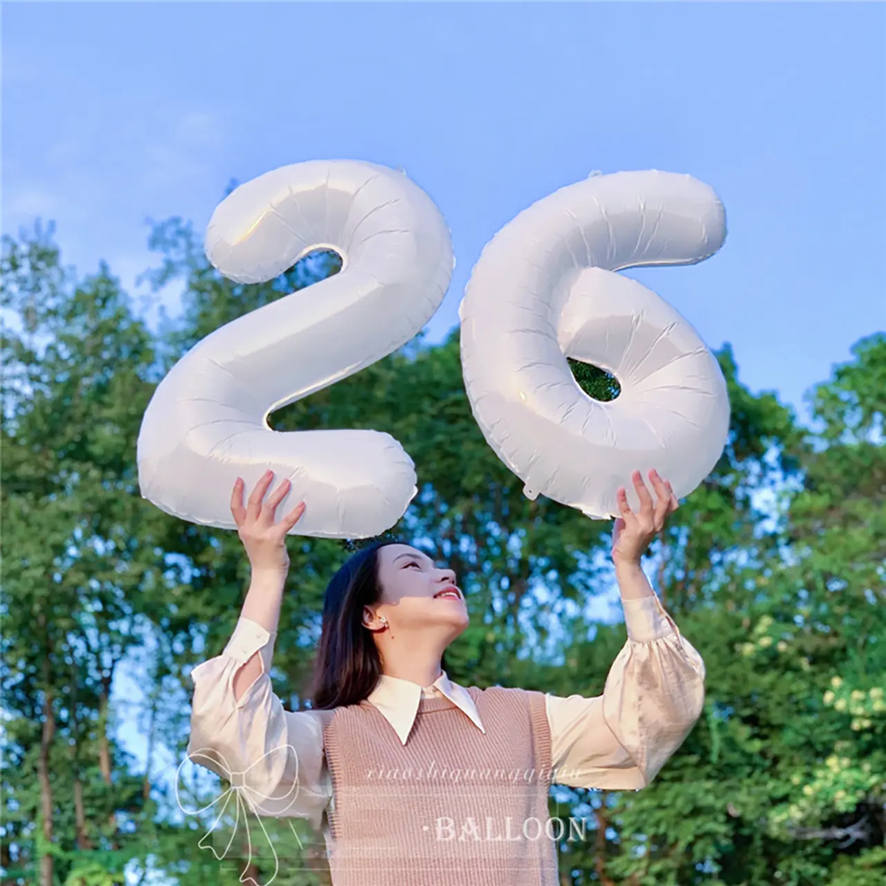 ลูกโป่งตัวเลข 32 นิ้ว สำหรับอาหารค่ำวันเกิดและฉลองวันครบรอบ