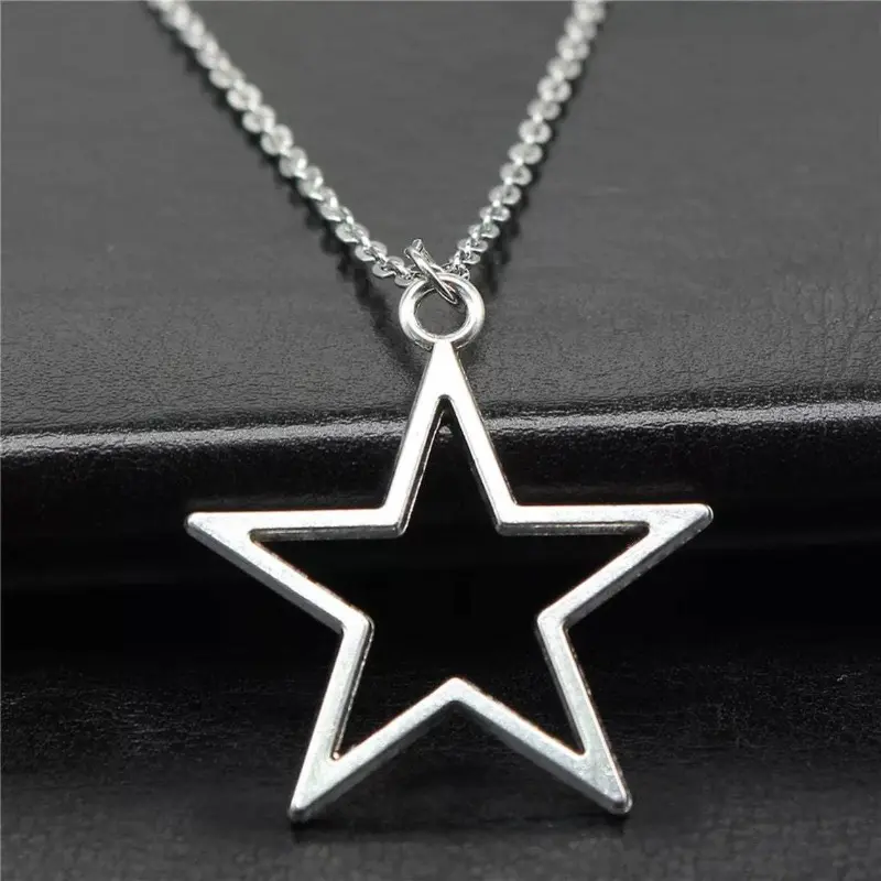 Fashionable, minimalist, retro  hollow star shaped pendant necklace
