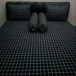 SPREI KOTAK AESTHETIC | SARUNG BANTAL KOTAK AESTHETIC | SARUNG GULING KOTAK AESTHETIC | SPREI KOTAK KOTAK | SPREI KOTAK HITAM | SPREI | SPREI KOTAK | SPREI KOTAK UKURAN 120X200 160X200 Bisa Dicuci Hitam Katun Karet Tali