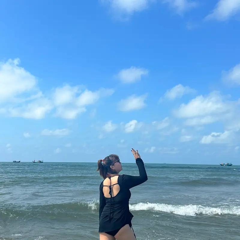 (XUONG BIGSIZE KIM) SÉT  ĐẦM THUN LƯỚI  KÈM  BIKINI RỜI  BÊN  TRONG ĐI BIỂN THÍCH  HỢP MẶT  CHO MÙA HÈ BIGSIZE  50-9 KG  Women 3