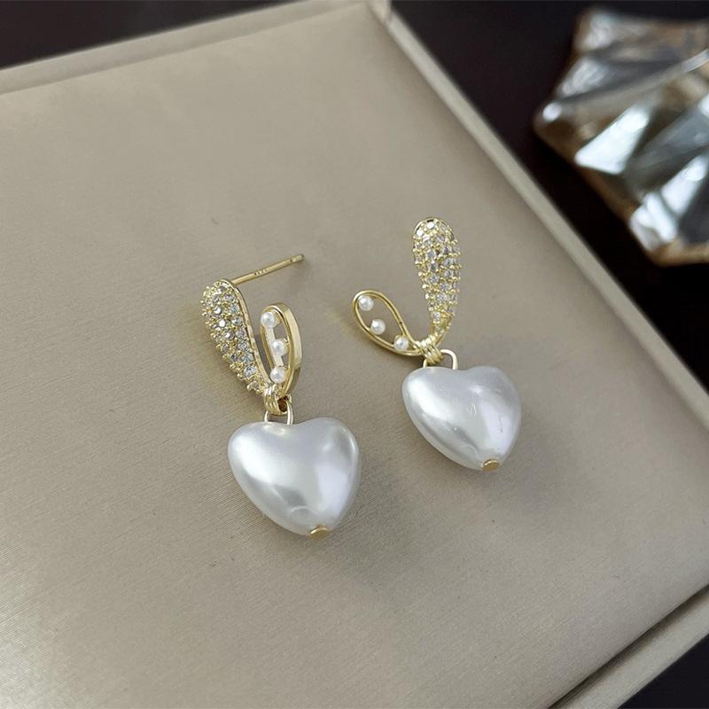 Product Introduction of Korean Casual Elegant Rhinestones Beads Heart Stud Earrings Women Girls Birthday Engagement Ear Accessories #earringstyle #earring 4