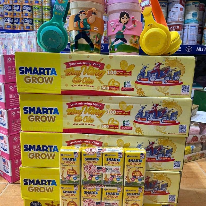 sữa pha sẵn smarta grow hộp 110ml  date mới chính hãng nutricare có thẻ cào trong thùng sữa
