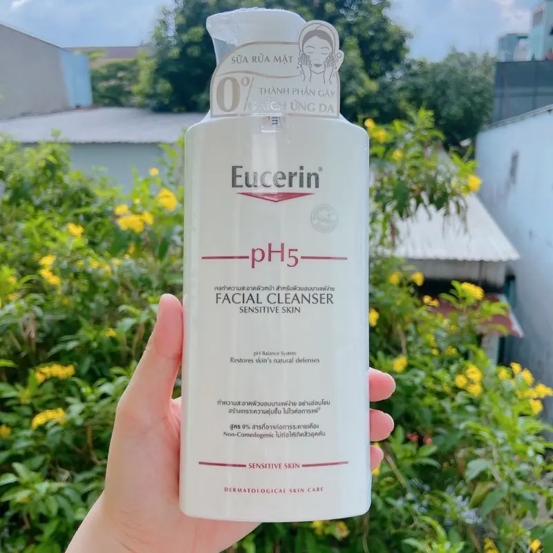 Sữa Rửa Mặt Eucerin PH5 Facial Cleanser Da Nhạy Cảm (400ml)