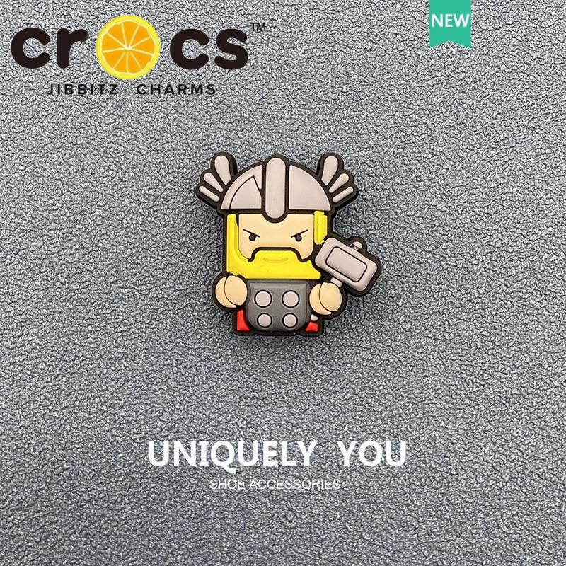 Charm Jibbitz Chữ Thập, Chủ Đề Marvel, Phụ Kiện Có Lỗ Hoa, Thích Hợp Cho Giày, Liên Minh Huyền Thoại, Thiết Kế Nút 8