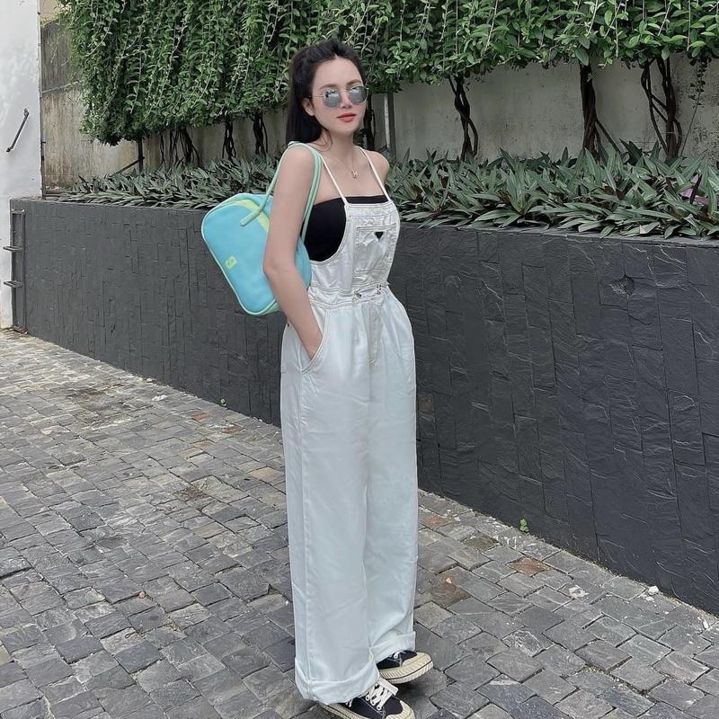 Quần yếm jean nữ màu trắng form rộng túi trước ngực, quần bò yếm dài ống suông, jum jean trắng bigsize_ L557 Women Kem