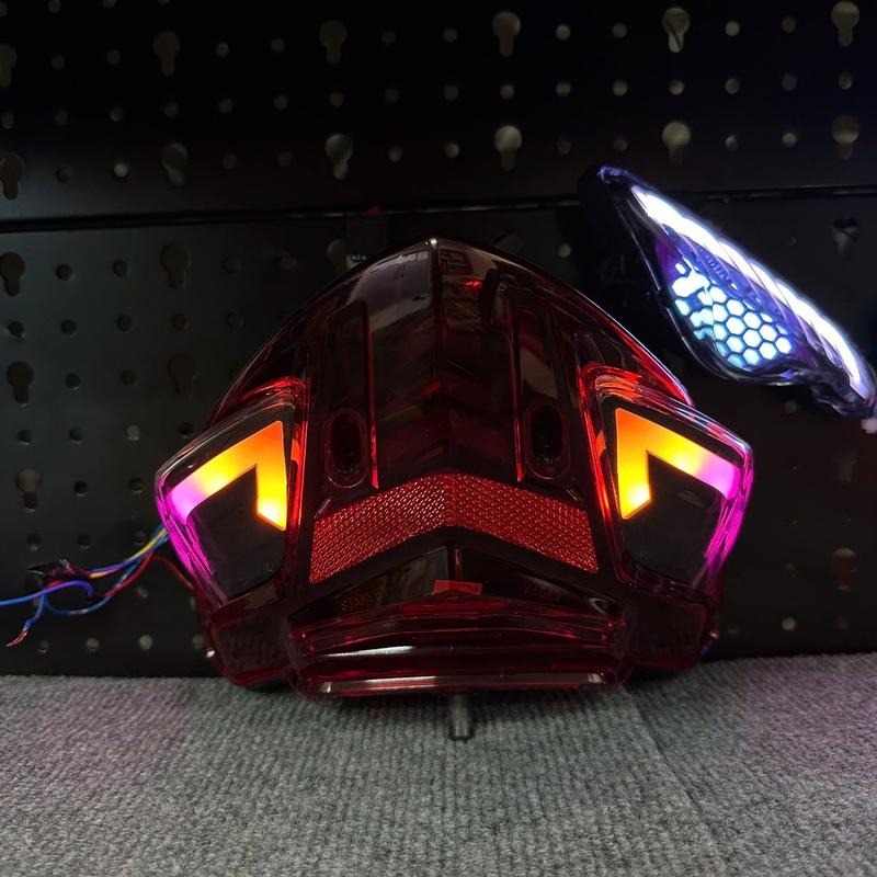 Cụm hậu AUDI lắp cho xe WAVE A 110 đời 2017-2024 đổi màu qua APP bảo hành 6 tháng