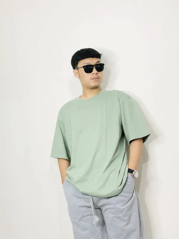 KAOS POLOS OVERSIZE COTTON COMBED 24S Lembut Nyaman Basic 1