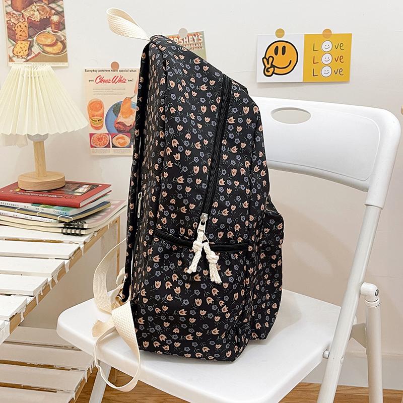 Product Introduction of Floral School Backpack Casual Travel Daypack Fashion Bookbag for Teens Girls 24