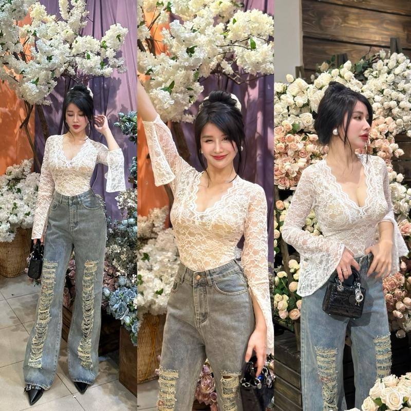 Áo ren 2 lớp cổ v tay loe xẻ tà có may viền ren ở cổ v cực kì gợi cảm. Chất ren hoa nổi co dãn ôm sát body có lớp lót ko sợ mỏng ạ. Tay loe sang chảnh. Phối quần chân váy đều rất đẹp ạ Dưới 50kg s Dưới 55kg m Đỏ đô Đen Trắng