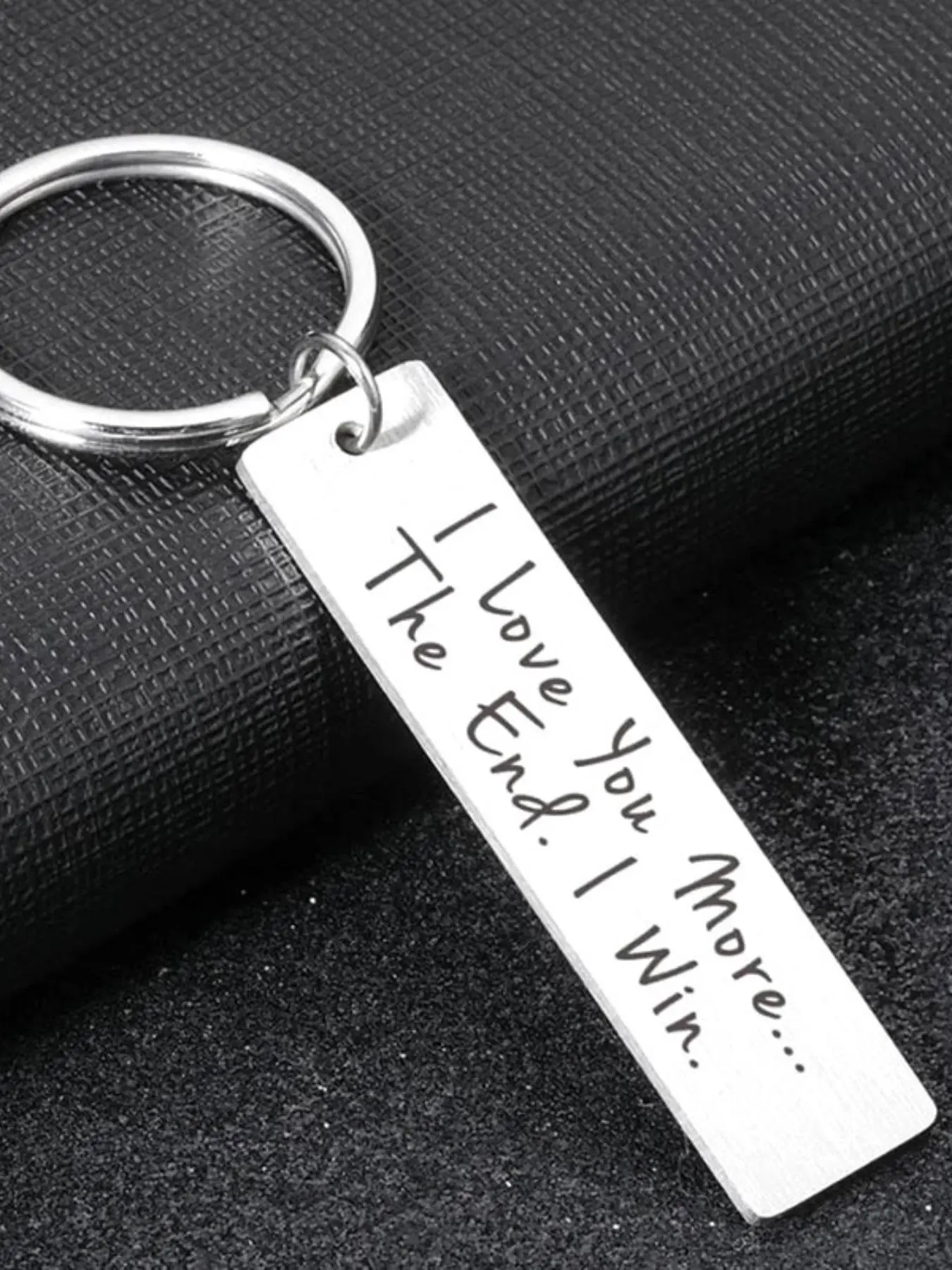 Fashion Rectangular Alphabet Keychain, Casual Simple Accessory, Stainless Steel Material, Fashion All-match Letter Pattern Design Metal Keychain for Men & Women for Gift