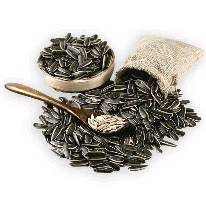 Hạt hướng dương rang củi vị tự nhiên Túi 500gram Ăn Vặt Snack