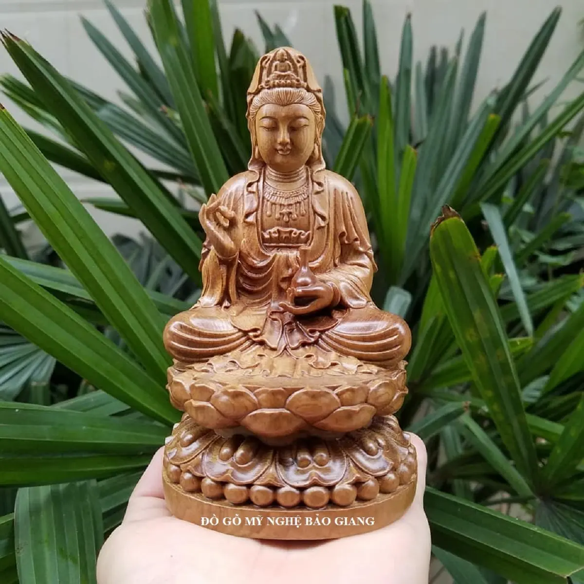 Tượng phật bà quan âm gỗ bách xanh Tượng điêu khắc Thủ công