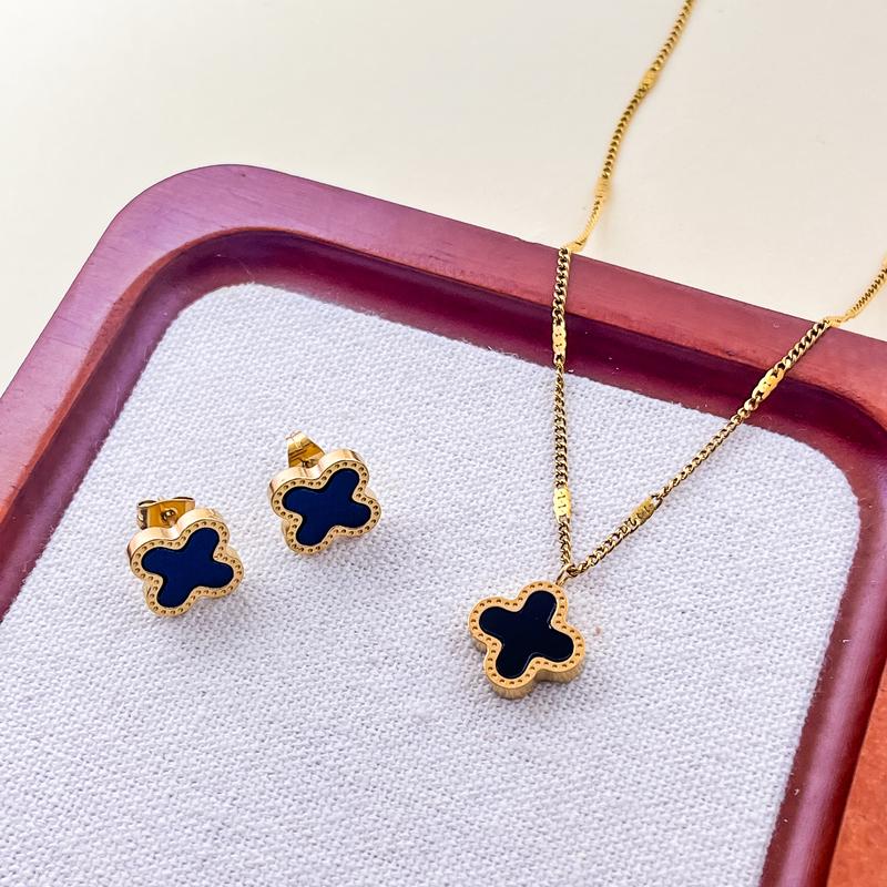 Bộ Bông Tai Vòng Cổ Mặt Dây Chuyền Cỏ Ba Lá May Mắn Thời Trang Vàng Làm Bằng Thép Titan Dây Chuyền Xương Đòn Nữ Không Phai Màu Thích Hợp Làm Quà Tặng Cho Bạn Gái Bạn Thân Mẹ Vợ Quà Sinh Nhật Thanh Toán Khi Nhận Hàng