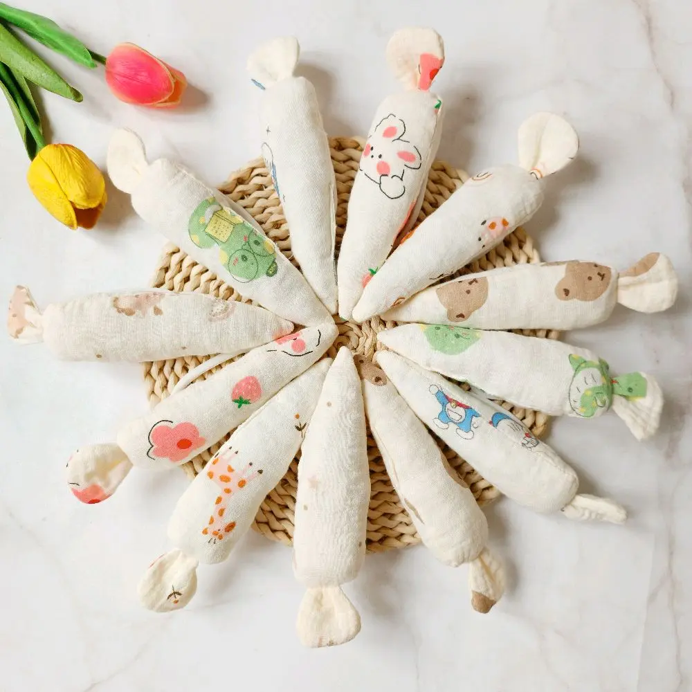 Set 2 Củ Cà Rốt Cầm Tay Giúp Bé Hạn Chế Giật Mình, Ngủ Sâu Giấc Hơn, Chất Liệu Xô Muslin Mềm Mại, An Toàn Cho Bé
