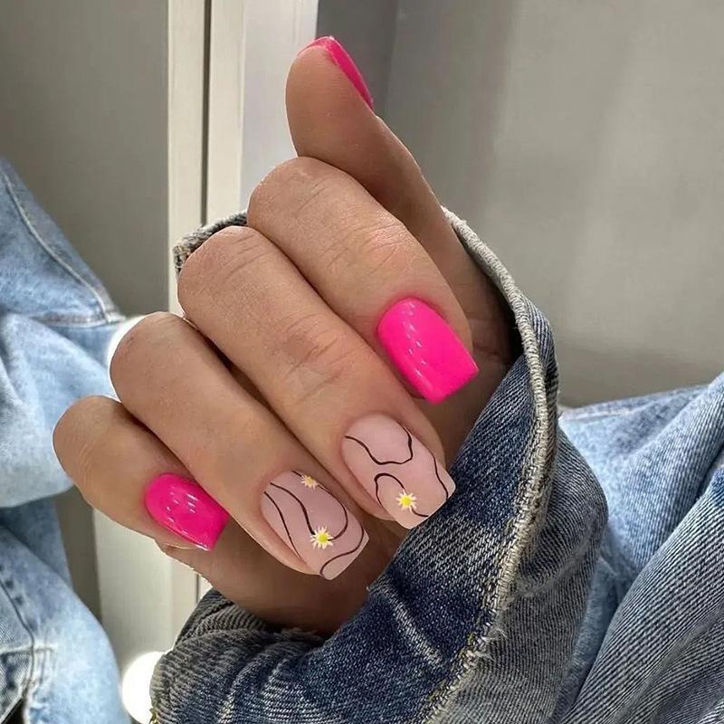 Product Introduction of European and American Simple Rose Red Fresh Daisy Crack Nail Sticker Black Irregular Curve Wear Nail 1