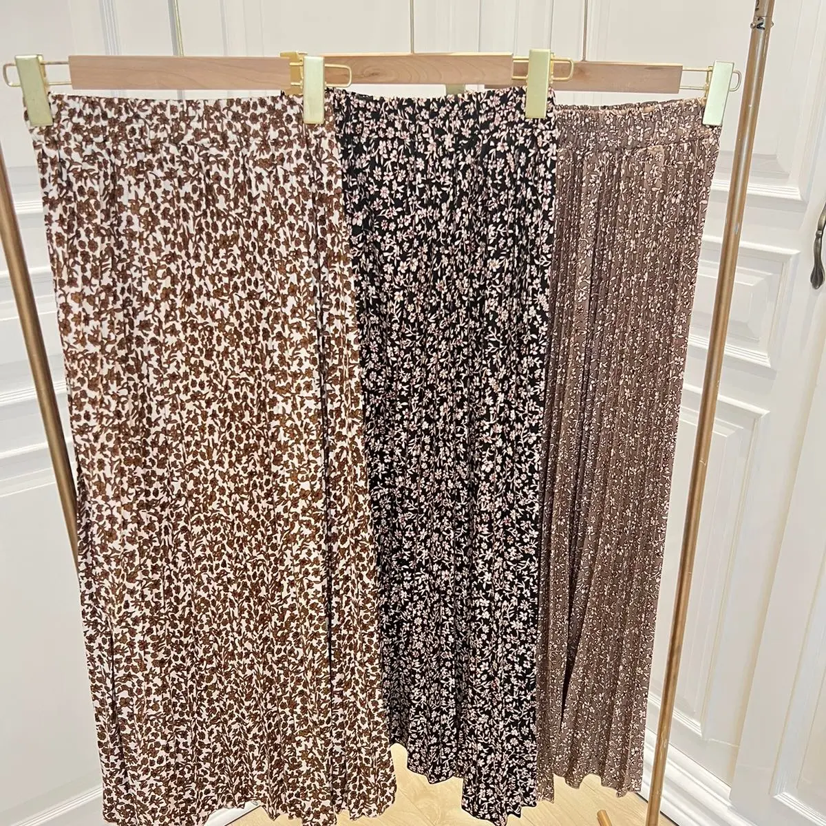 Rok plisket premium motif bunga B