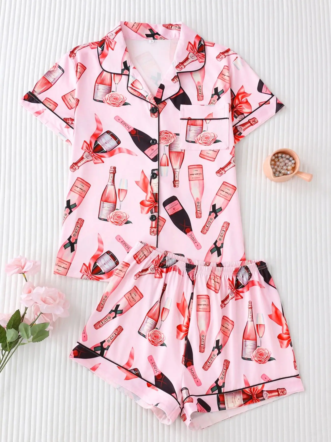 Women's All Over Print Shirt & Shorts Pyjama Two-piece Set, Comfy Short Sleeve Collared Top & Shorts PJ Set, Ladies Sleepwear for All Seasons
