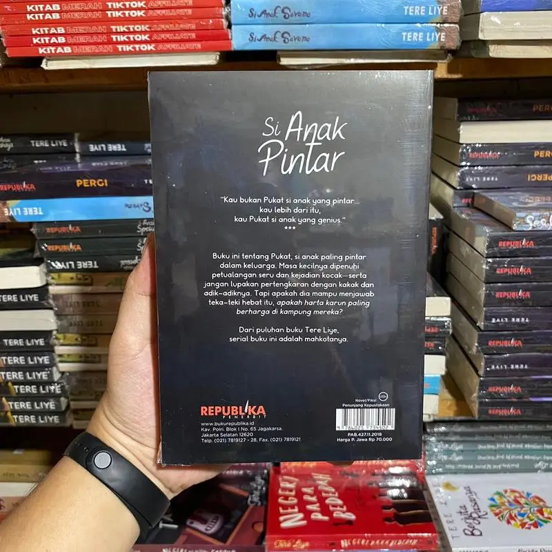 Buku Novel Si Anak Pintar - Best Seller Soft Cover Psychology 1
