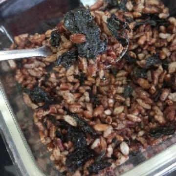 Cốm gạo lứt sấy giòn mix rong biển siêu ngon gói 500g