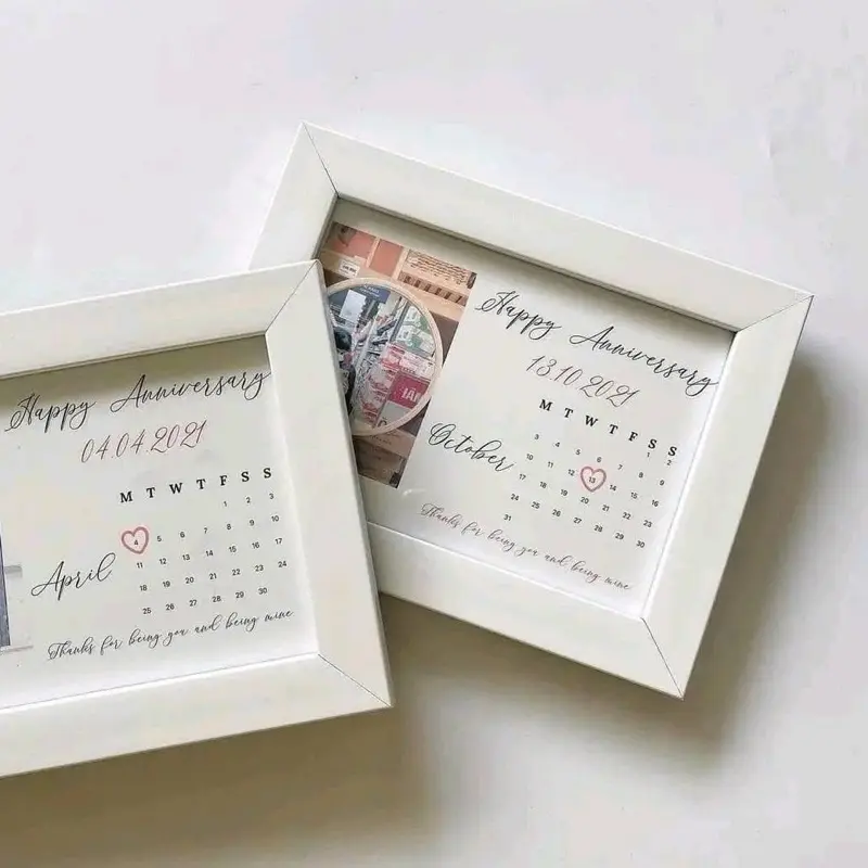 Khung size 13x18 trắng để bàn