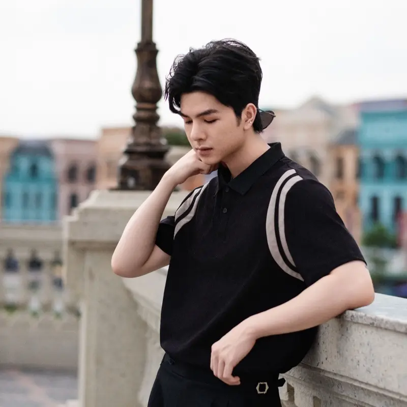 Áo phông cổ bẻ, màu đen vai kẻ be #367 0