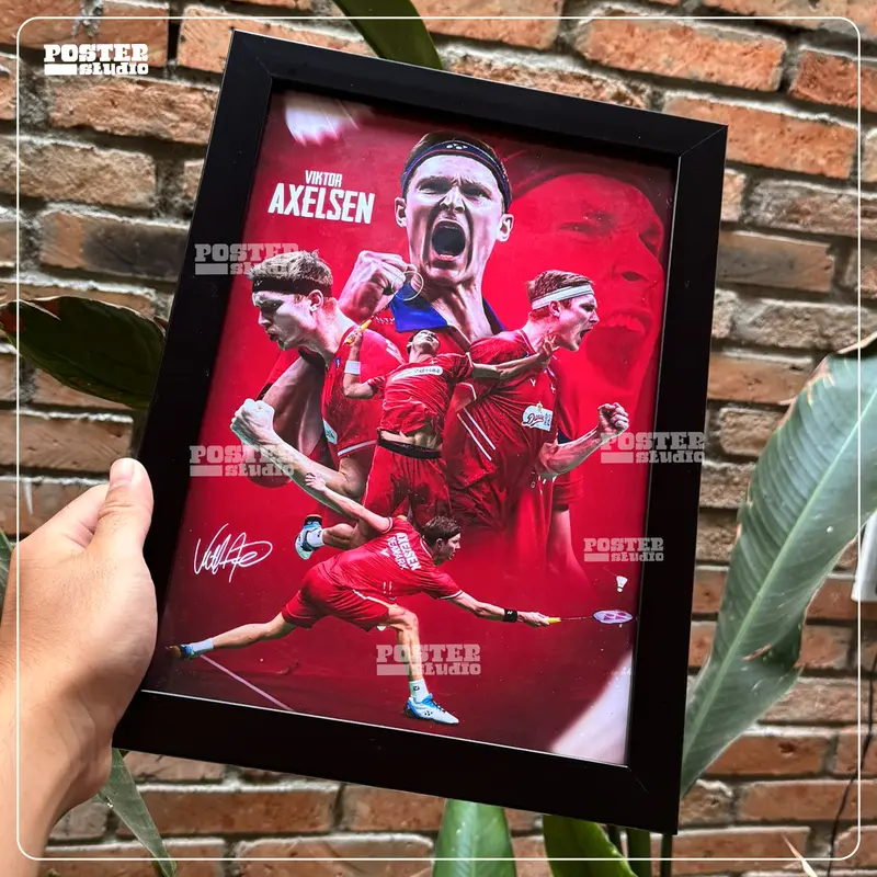 Khung ảnh poster CẦU LÔNG VIKTOR AXELSEN gồm 2 kích thước để bàn A5 (18cm x 24cm), treo tường A4 (24cm x 35cm) Decor Decor Phòng 2