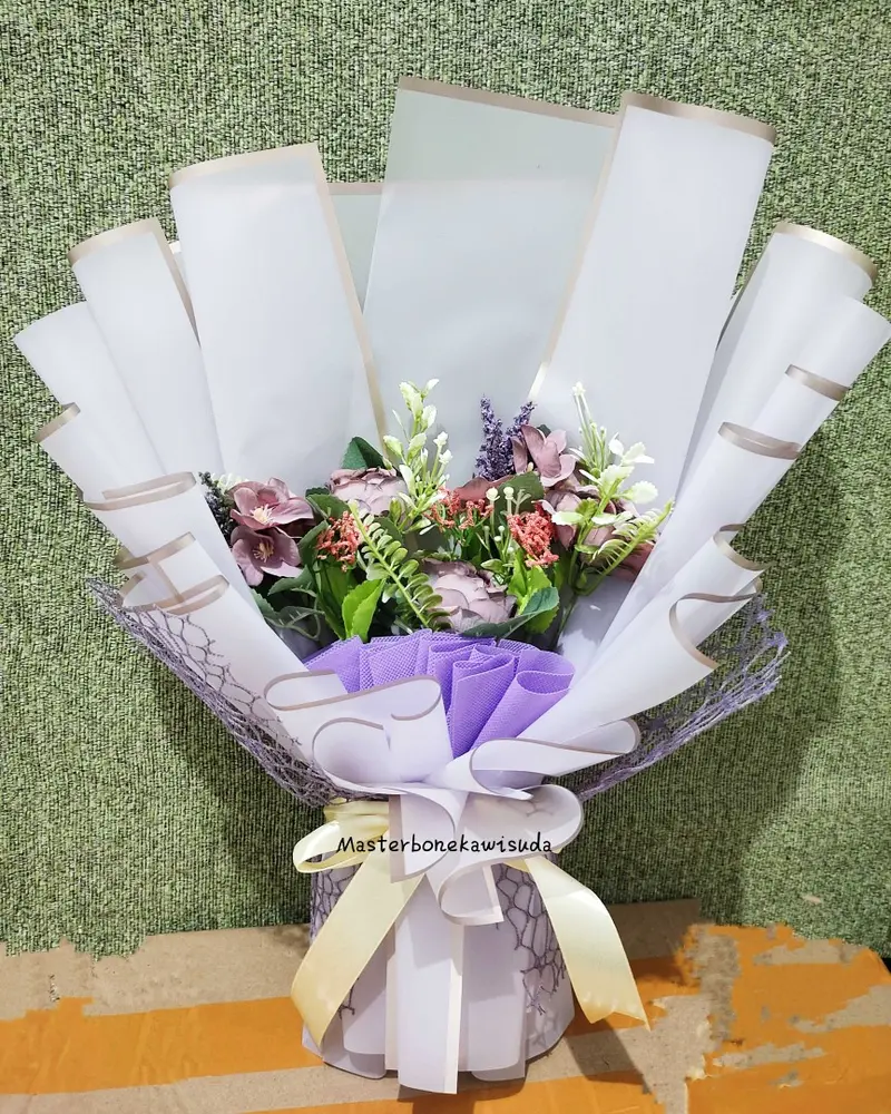 Product Introduction of Buket Wisuda bunga mawar artificial kado Wisuda tanpa boneka wisuda tanpa buket uang 6
