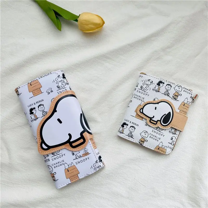 Ví Hoạt Hình, Thiết Kế Snoopy Dễ Thương, Có Dài Và Ngắn, Cầm Tay Và Bền, Gấp Hai Lần, Chất Liệu PU, Có Khóa Kéo, Túi Tiền Xu, Phong Cách Ins Hàn Quốc