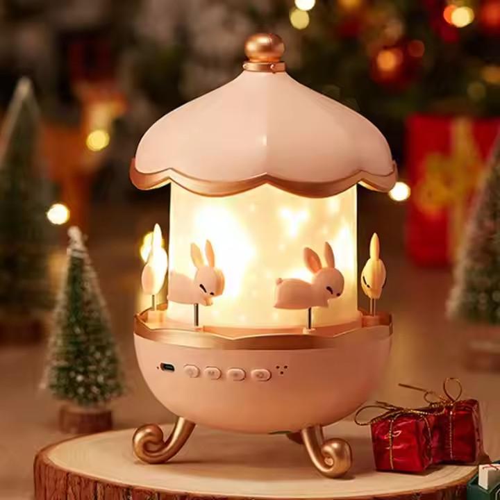 Đèn Ngủ Chiếu Sao Vòng Quay Hình Thỏ One Fire Kèm 06 Hình Chiếu Sạc Điện Đèn Có Loa Bluetooth