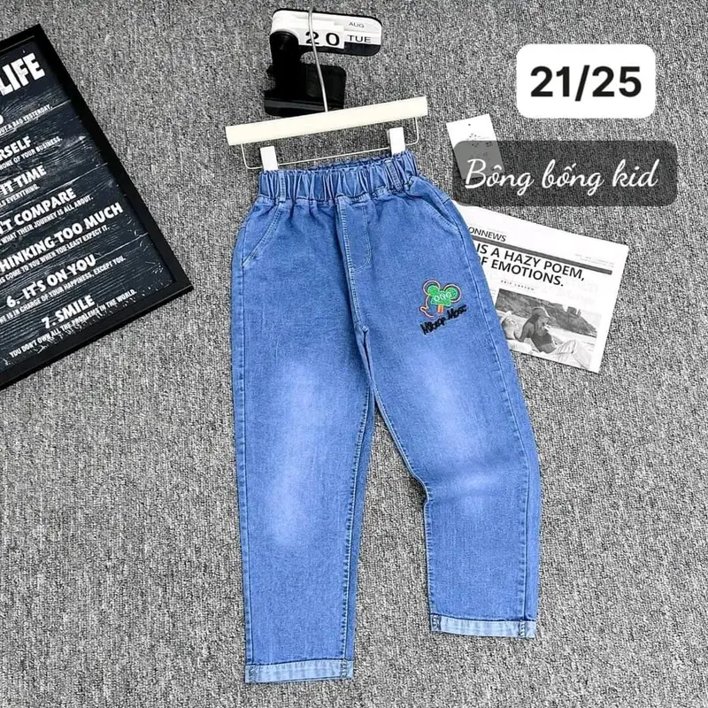 Quần bò thêu cho bé gái, quần jeans lật gấu ôm cho bé gái sz (18-40 kg)( hình thêu) 2