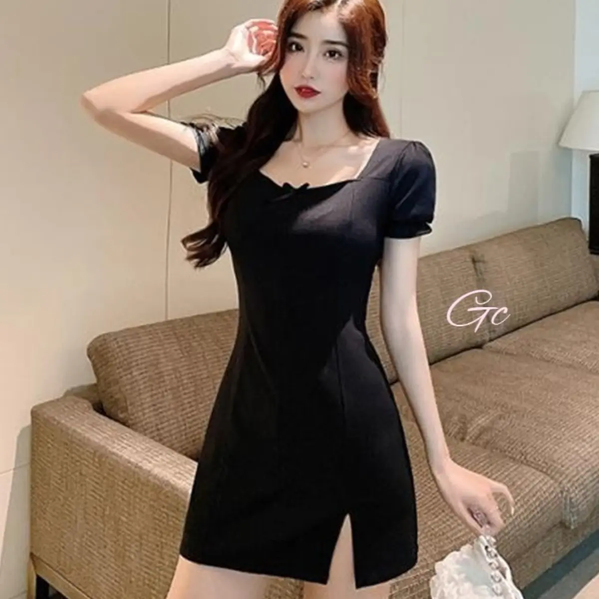 ( S - XL ) Black Mini Dress Square Neck Bodycon Lengan Pendek Belah Samping Bawah Bahan Emperor Velvet