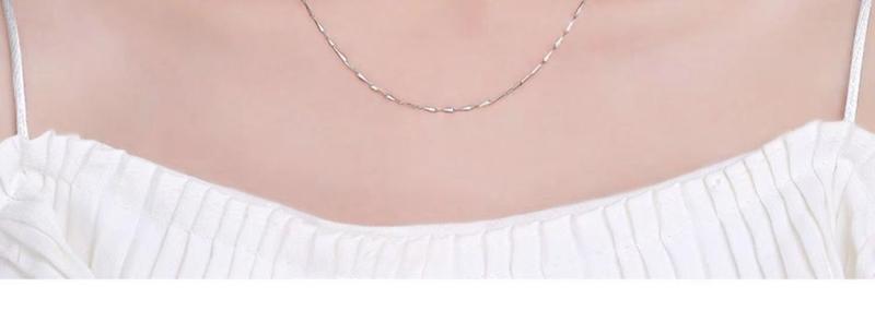 Product Introduction of S925 Sterling Silver Necklace Women's Necklace without Pendants Clavicle Necklace Non-Fading Box Thin Chain Simple Lengthened Single Chain 15
