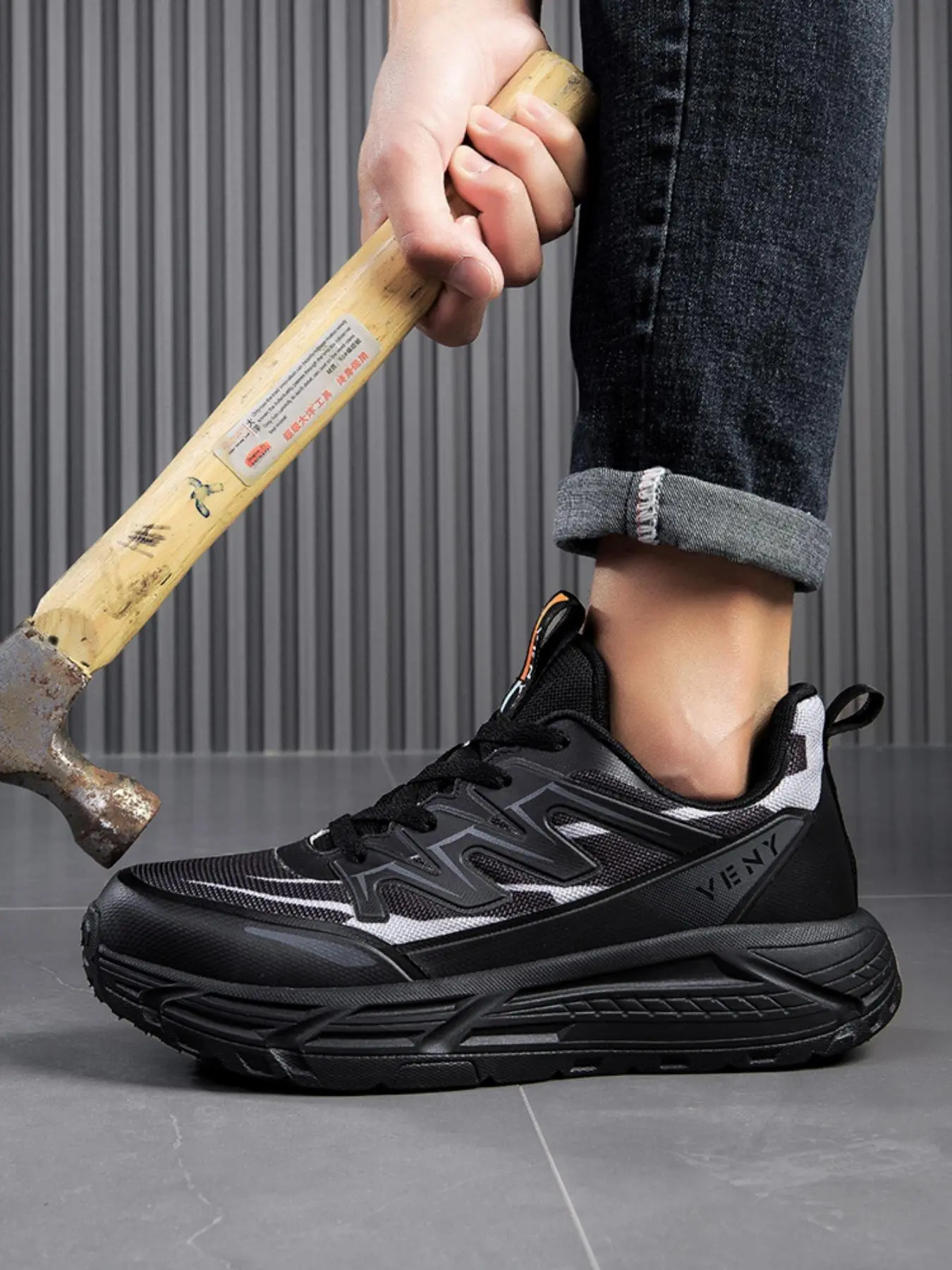 Men's Colorblock Letter Print Steel Toe Work Sneakers, Lightweight Breathable Comfortable Sports Shoes, Anti-smashing Anti-puncture Shoes for Daily Wear