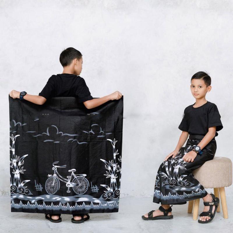 sarung batik anak motif karakter 6
