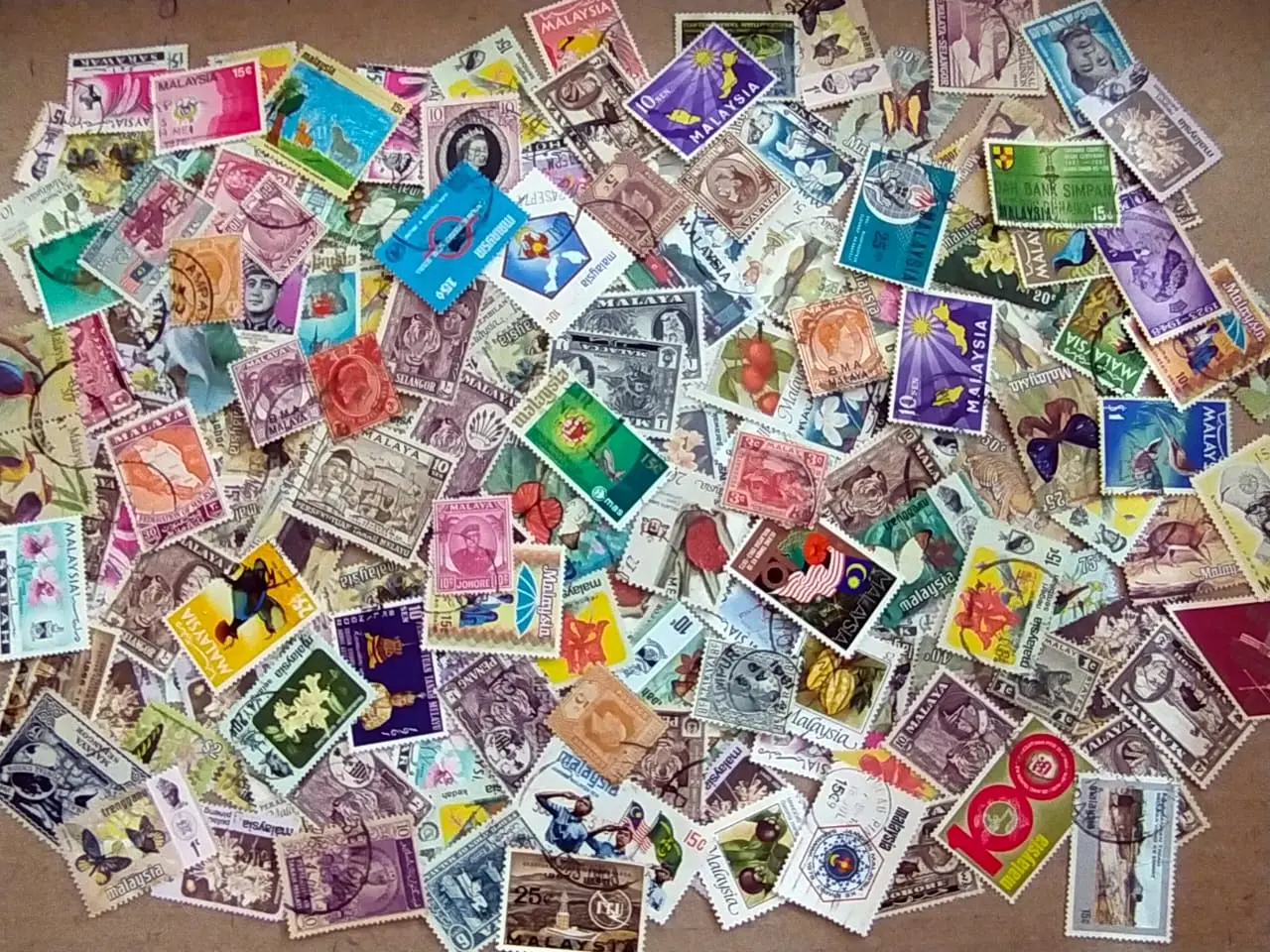 30/50/100/200PCS Malaysia, Malaya & States, Straits Settlements All Different Stamps Collections Mixed Random No Repeat