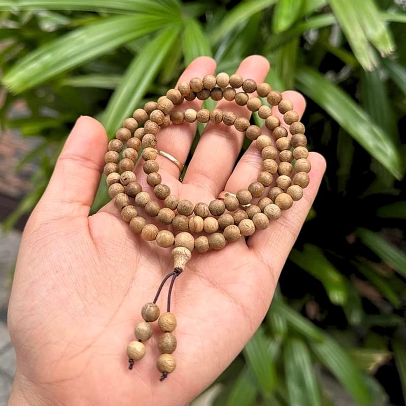 BTT03 -  Vòng tay trầm hương tốc kiến 108 hạt Size 6-8 li - Mùi thơm dịu ngọt hậu nhẹ - Dễ Chịu - Sản phẩm thích hợp đeo hoặc biếu tặng. 0