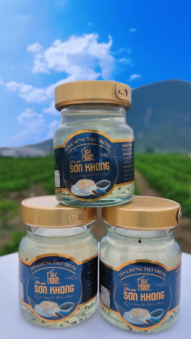 Product Introduction of Yến Sào Sơn Khang - Combo 3 hũ Yến Chưng Tiệt Trùng mix Hạt Chia- Hũ 70ml 1