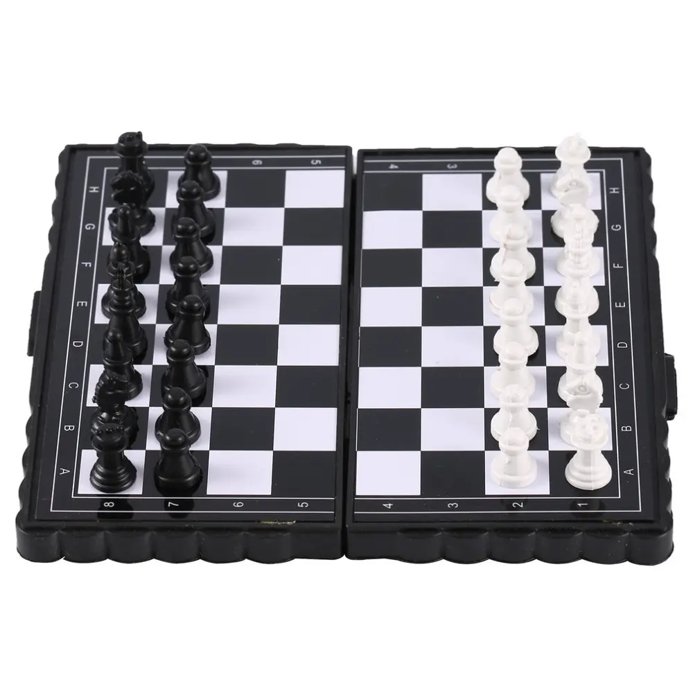 2024 1 Set Mini International Chess Folding Magnetic Plastic Chessboard Board Game Portable Kid Toy Portable Outdoor Chess Set