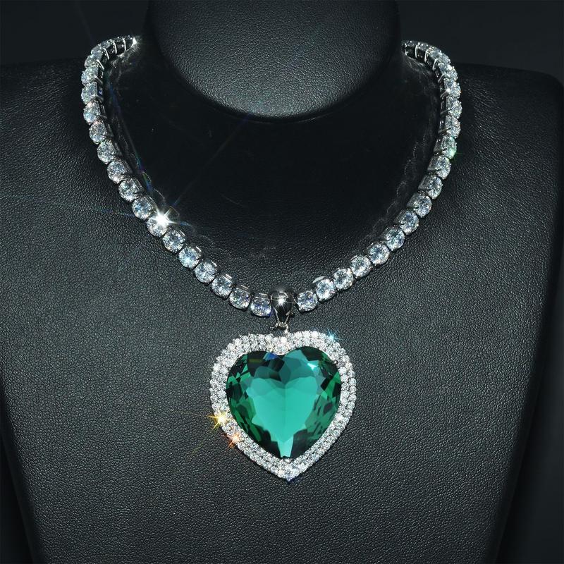 Product Introduction of Live Streaming Hot-Selling European and American Fashion Exaggerated Heart Ocean Heart Necklace Trendy New Claw Chain Clavicle Chain Pendant stress rings tyla water necklace indian jewelry jewelry clicker septum nail rings 5