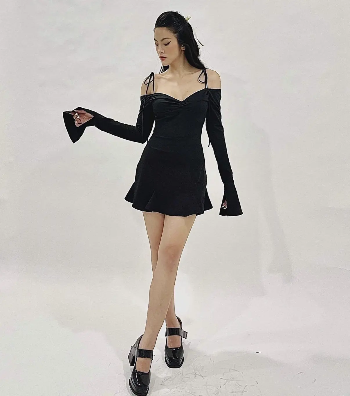 LEMONCHICVN - ĐẦM  Nữ CỘT DÂY TAY DÀI - D230