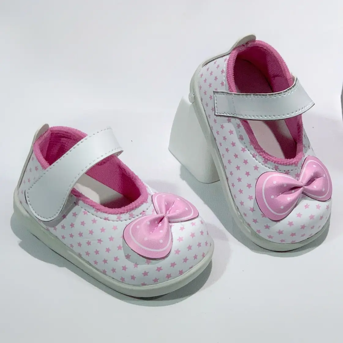 SEPATU ANAK PEREMPUAN BUNYI CICIT